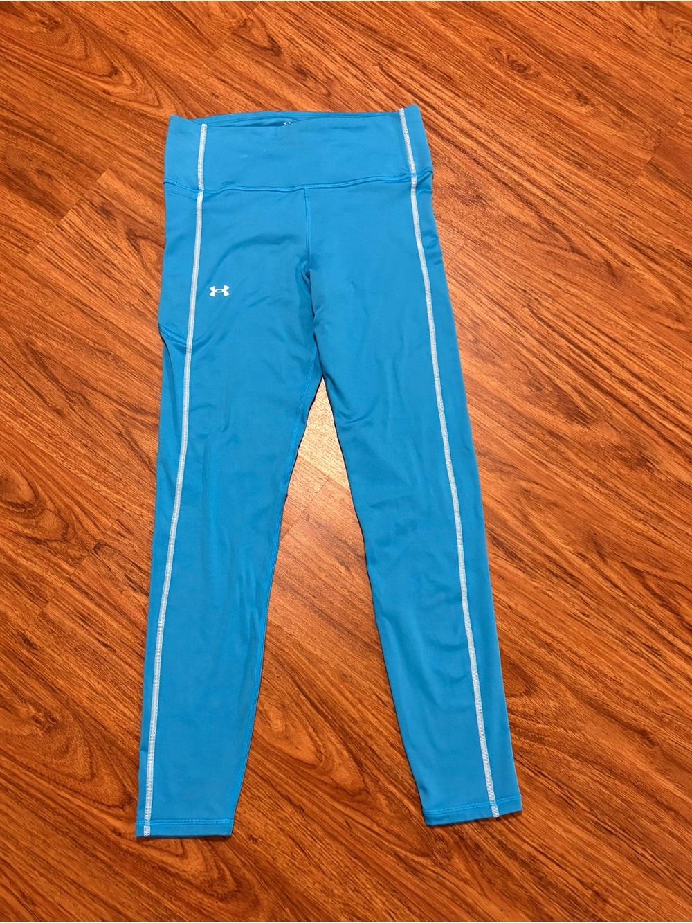 Under Armour Women’s Vibrant Blue Performance Leggings with White Piping - M